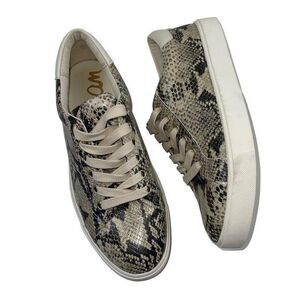 Sam Edelman Gray and White Snake Print Sneakers